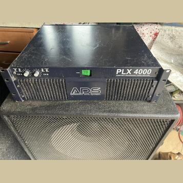 Zesilovač PLX4000