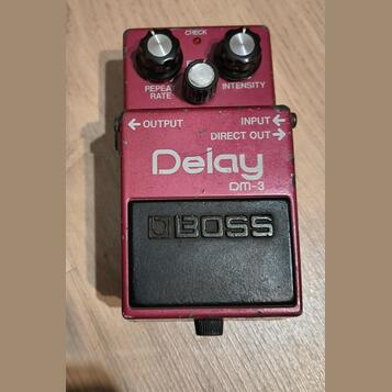 Boss DM-3 Delay Made in Japan 1986 (MIJ) s Green Label