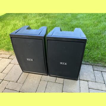Pár pasivních reproboxů K.C.S. SR-8/2 150W RMS