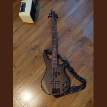 Prodám baskytaru Ibanez GSRM20B-WNF 