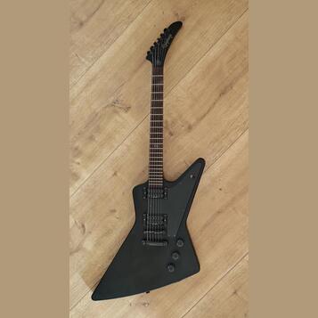 Epiphone Goth ’58 Explorer + Seymour Duncan Invader SH-8