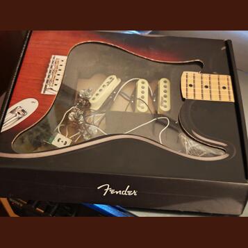 Fender stratocaster snìmače Wilkinson komplet elektronika