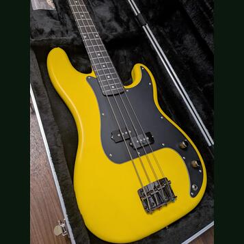 Precision bass Rohlík