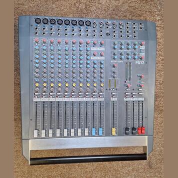 Mixpult Allen-Heath PA12