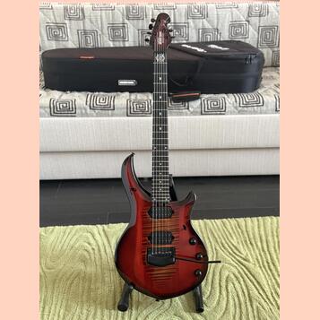 Predám Music Man Majesty John Petrucci