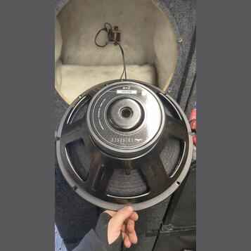 Eminence Delta 15 LF 500w 8ohm