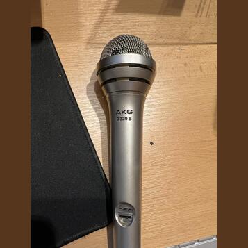 AKG D320 B