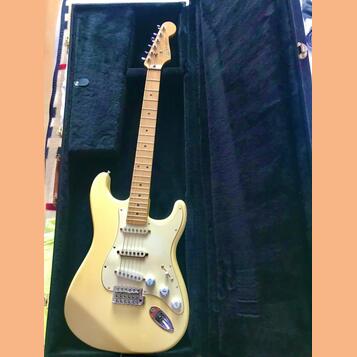 Fender Stratocaster Mexico 2004 Olympic White