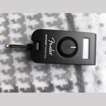 Fender Mustang Micro Plus