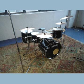 Sonor Force 1000 Černá Shell set