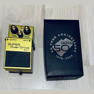 Boss SD1