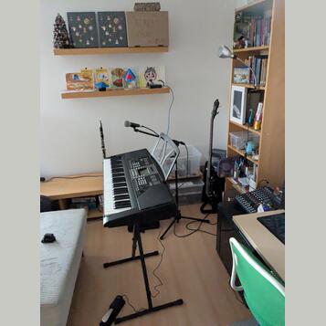 Klávesy s dynamikou úhozu Fox K280 + pedál + stojan