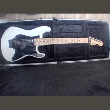 Kytara Charvel
