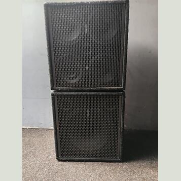 Bedny 4x10" + 1x18".   2x400w 8 ohm