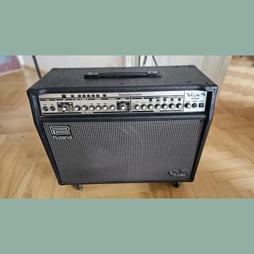 Roland VGA 5 Profesionální kytarový zesilovač