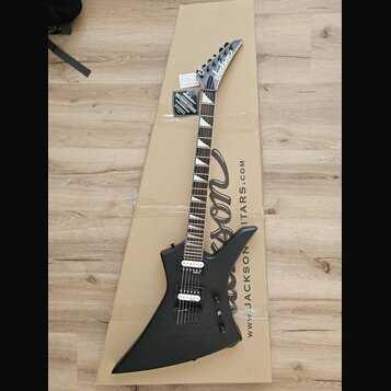 Jackson JS32T Kelly Satin Black Elektrická kytara