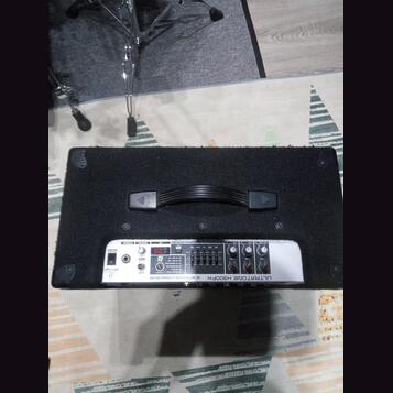 Predám klávesové kombo Behringer Ultratone K 900 FX