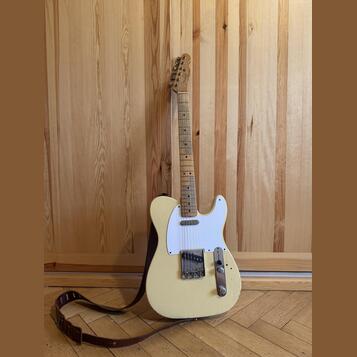 Prodám Fender Road Worn 50's Telecaster