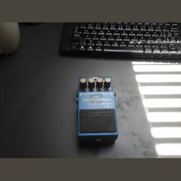BOSS CS-3 kompresor