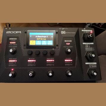 Zoom B6 + pedál 