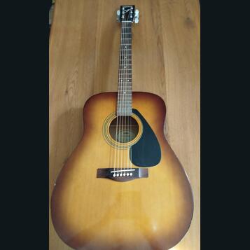 Kytaru Yamaha F310 TBS
