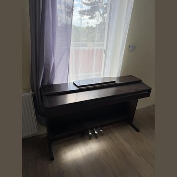 Yamaha YDP 140