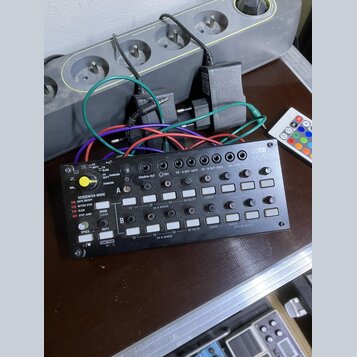 Prodam korg SQ-1