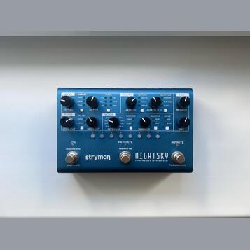 Strymon NightSky — Time-Warped Reverberator (stav jako nový)