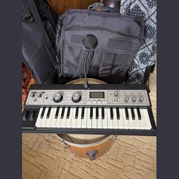 Korg Microkorg XL + praktický batoh