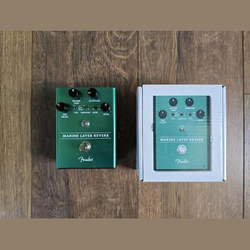 FENDER Marine Layer Reverb