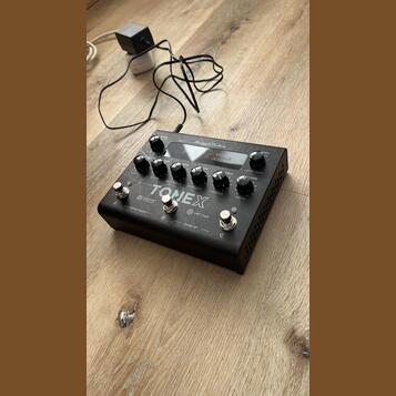 IK Multimedia TONEX Pedal (rezervace)