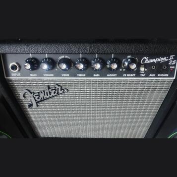 Zánovní Fender Champion II 25 w