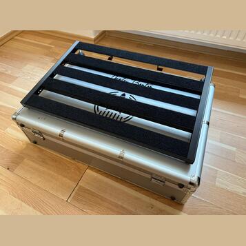 SLEVA-1200! Harley Benton Spaceship 60 w/hardcase