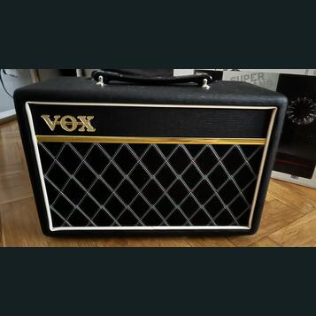 Prodám kytarové kombo Vox Pathfinder 10