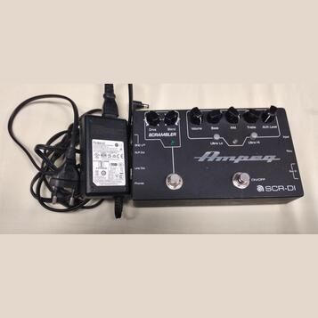 Ampeg SCR-DI prkticky nový včetně napaječe