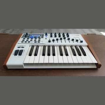 Arturia KeyLab 25