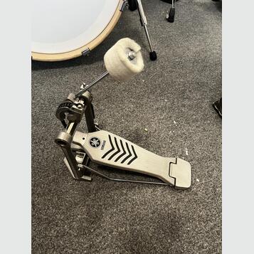 Yamaha single pedal