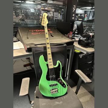 REZERVOVÁNO - Prodám jazzbass JB-75MN SB Vintage