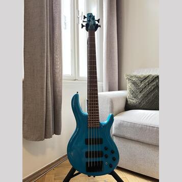Cort C5 Deluxe  2024 Active Bass Guitar