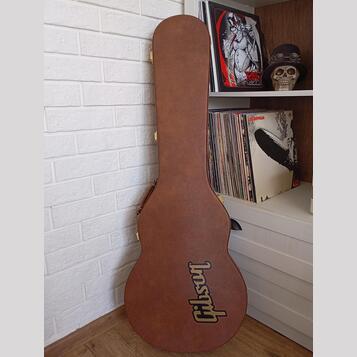 Pevný kufor Gibson 