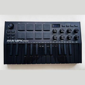 Akai MPK mini mk3 black