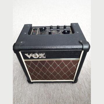 Prodám Mini amp pro kytaru VOX DA5. 