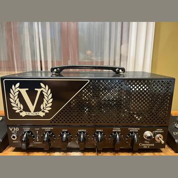Kytarový zesilovač Victory V30 The Countess MKII
