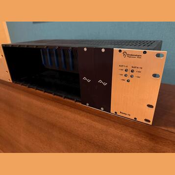 Fredenstein Bento 10 – 10slotový 500 Series rack