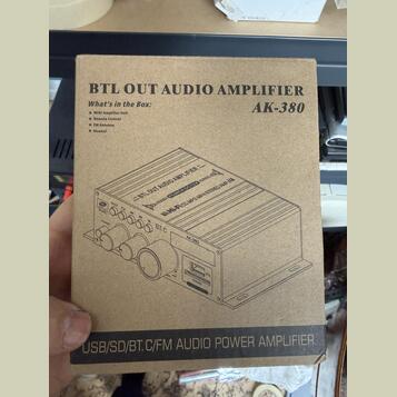 Nový audio zesilovač AK-380