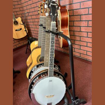 4 strunné banjo Dimavery