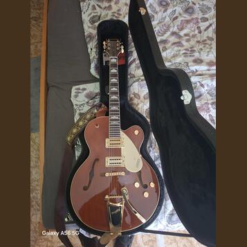 Gretsch Steamliner with Bigsby G2410TG