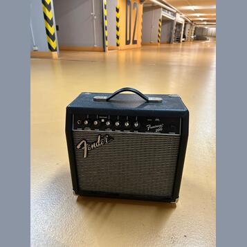 Kytarový zesilovač Fender Frontman 20G