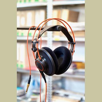 AKG K712 PRO