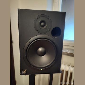 Event TR8e - studiový monitor jeden kus 